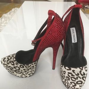Steve Madden Deeny-R platform heels